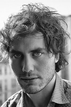 Théo Costa-Marini as Romain Valant in Surface