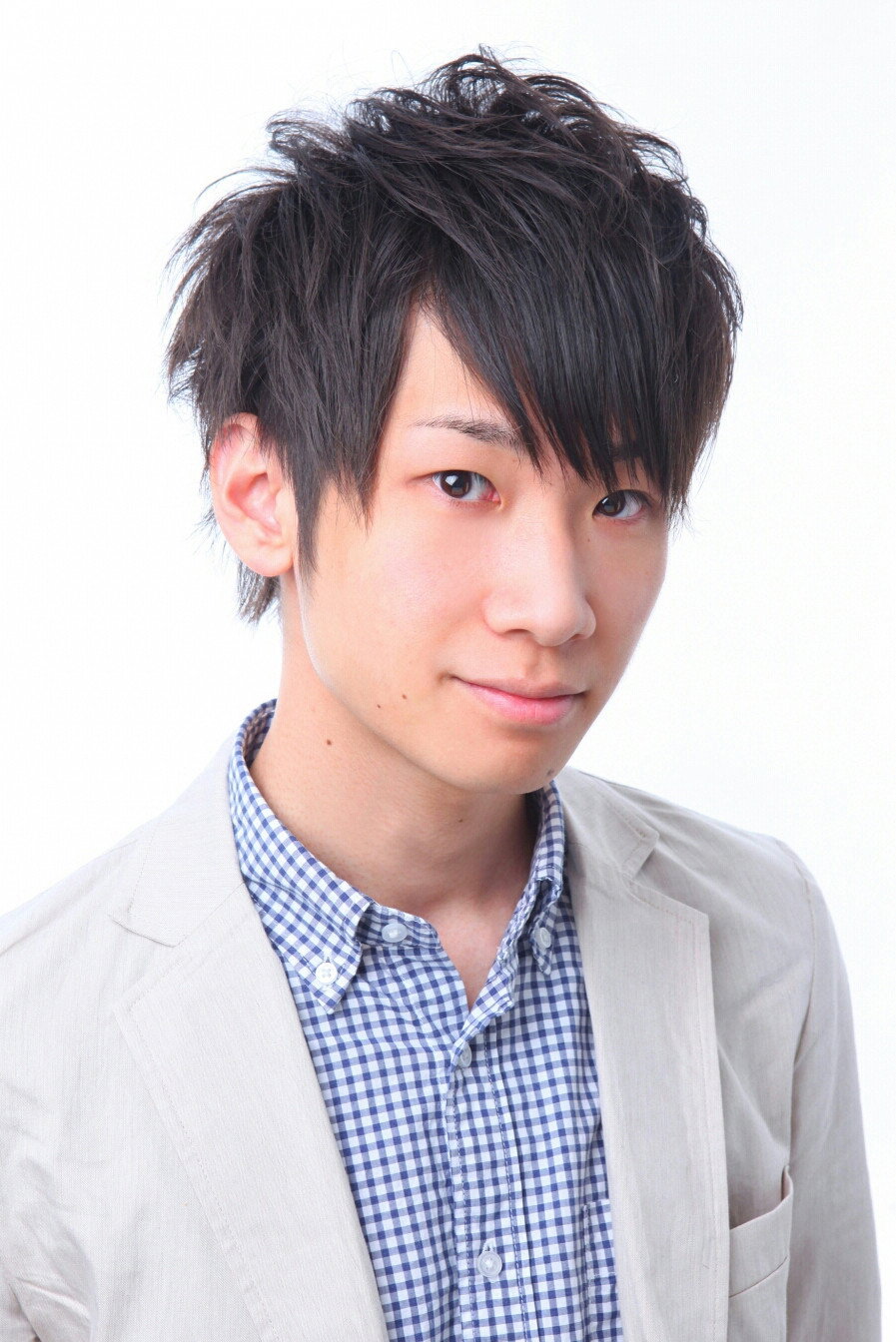 Reo Tsuchida as Akimitsu Mochizuki (voice) in Skate-Leading Stars