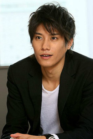 林剛史 as Houji Tomasu in Tokusou Sentai Dekaranger