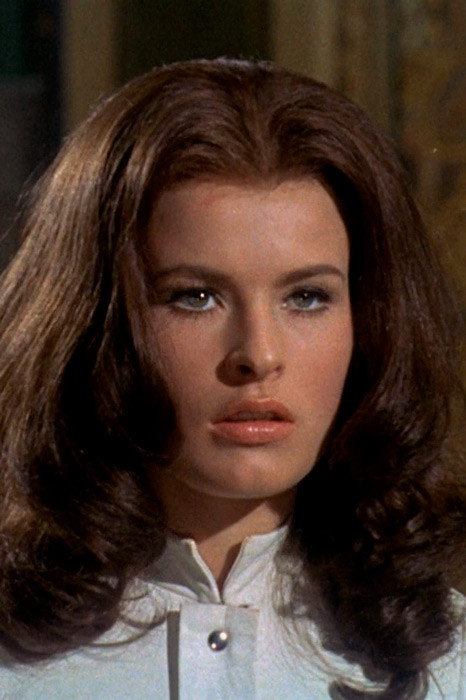 Silvana Venturelli as Ruth Harper in A Long Ride from Hell