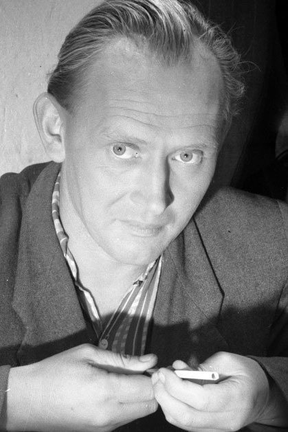Władysław Dewoyno as Train conductor in Goodbye to the Past