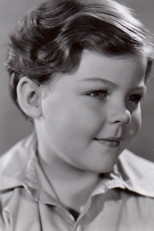 Johnny Russell as Roddy Weston Marshall in Always Goodbye