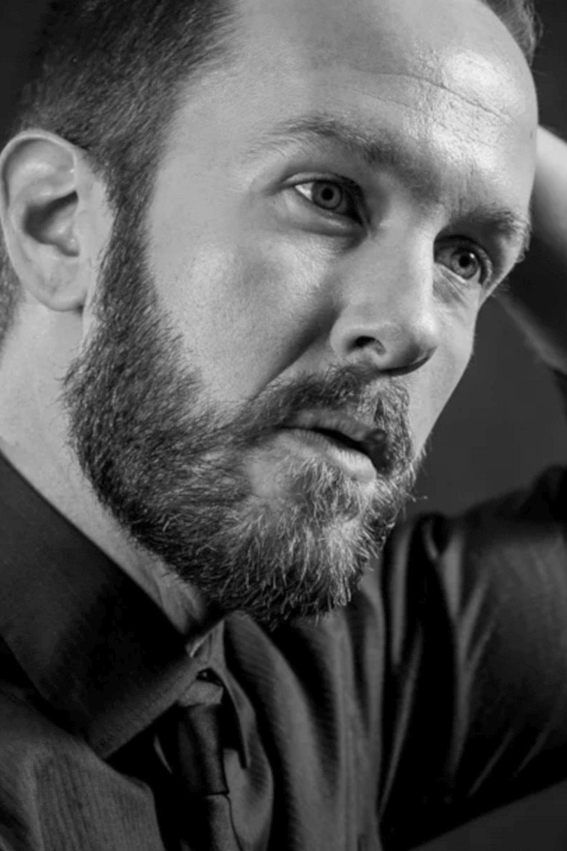 Braden Lynch as Paul Marks in App