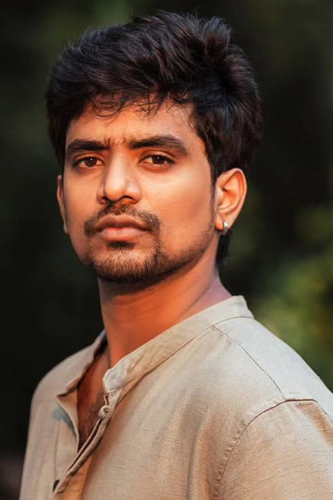 Vaibhav Murugesan as Jones in Vadhandhi