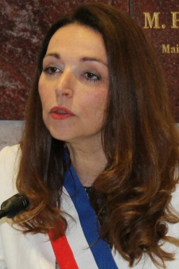 Valérie Boyer as Narrator (voice) in Crazy Horse Paris