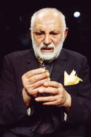 Claudio Remondi as Teacher who drafted the study plans in Auguri professore