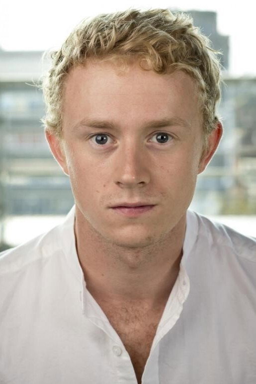 Dean Ridge as Fritz in Kamerad