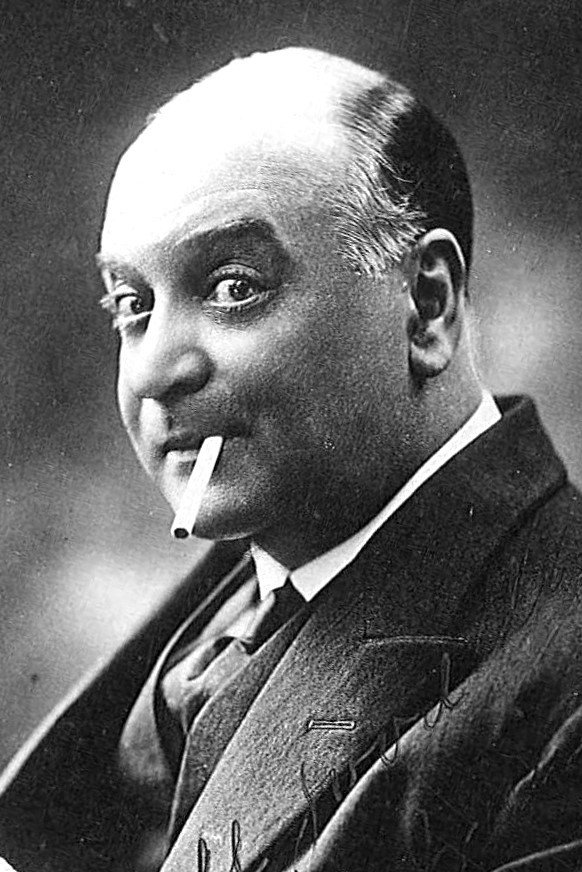 Frank Stanmore as Frank Badgery in A Rogue in Love