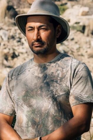Baha Mahmutov as Self in Alone