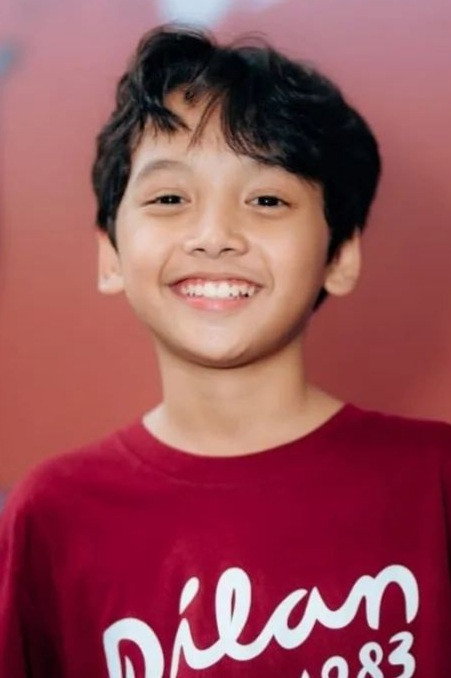 Keanu Azka as Alif Amri in The Unholy