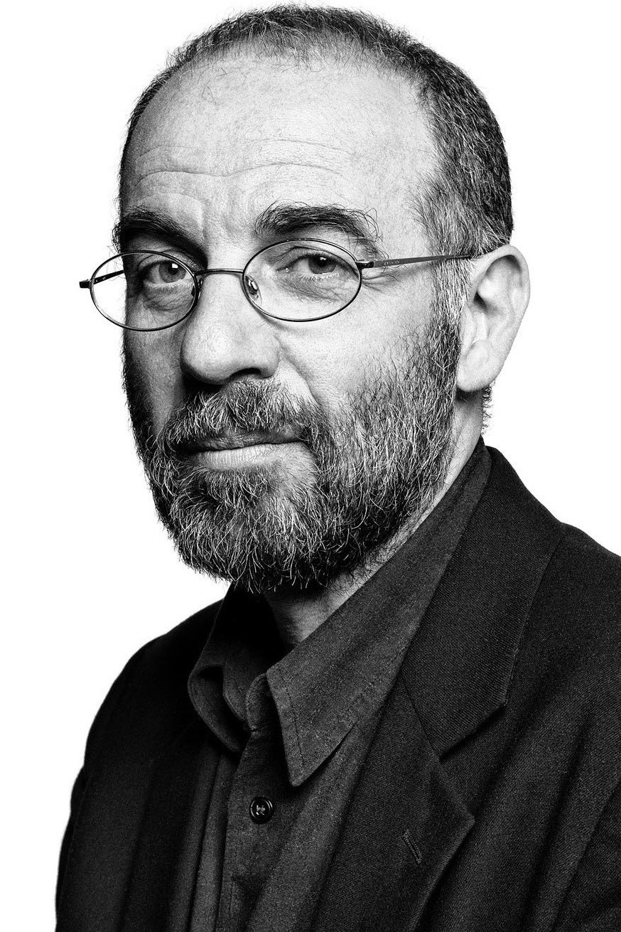 Giuseppe Tornatore as Self in Ferdinando Scianna - Il fotografo dell'ombra
