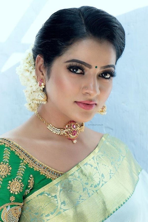 Chitra Kamaraj as Nandhini in Calls
