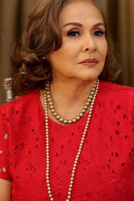 Pia Pilapil as Dra. Dory in Matinik Na Bading, Mga Syokeng Buking