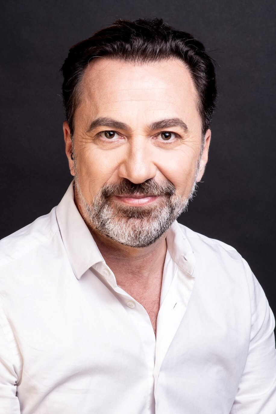 José Vicente Moirón as Chico in Space 2