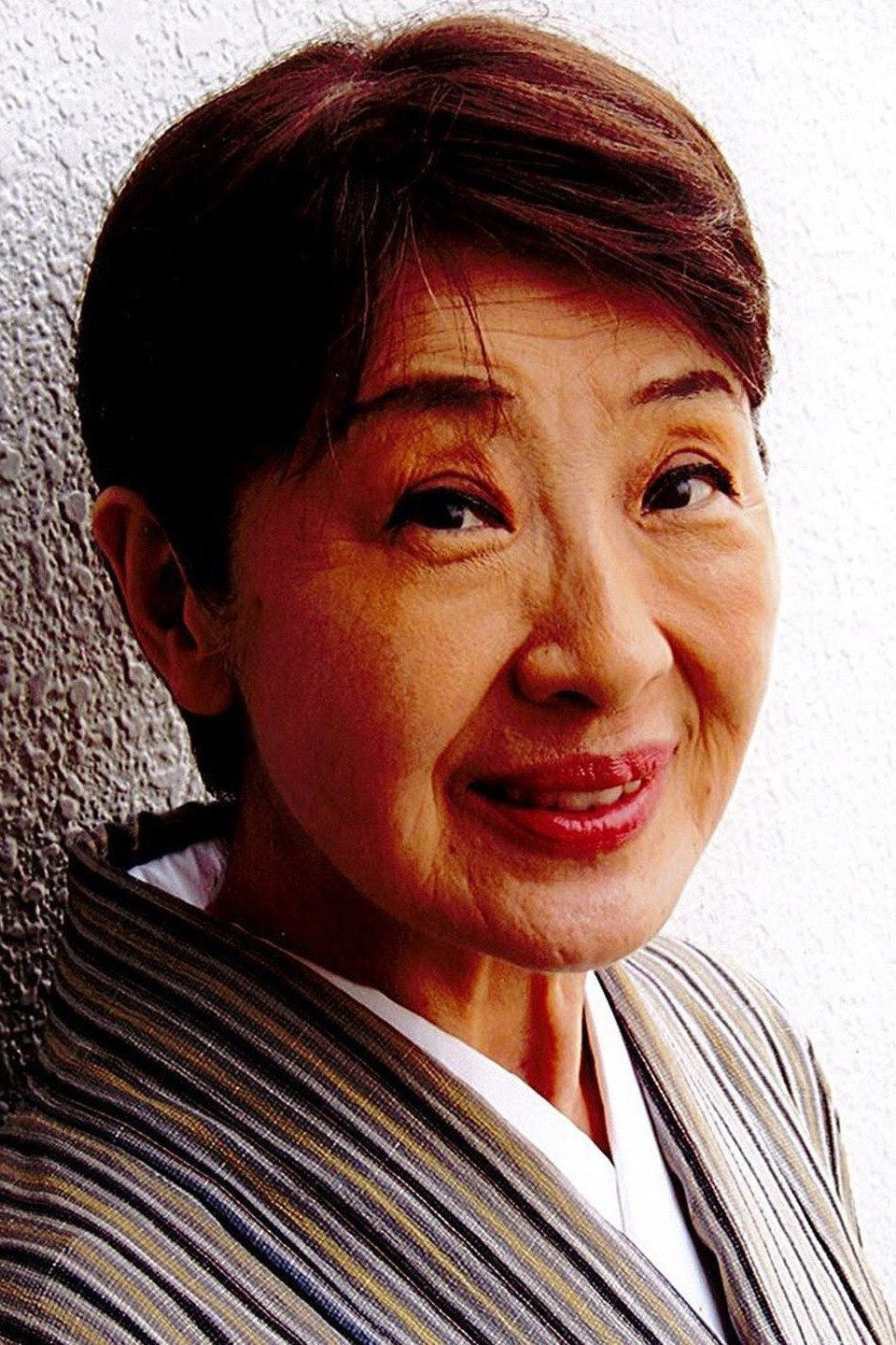 浅利香津代 as Midwife in She-Shogun