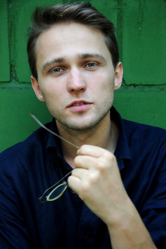 Szymon Budzyk as Kamil in Field of Dogs