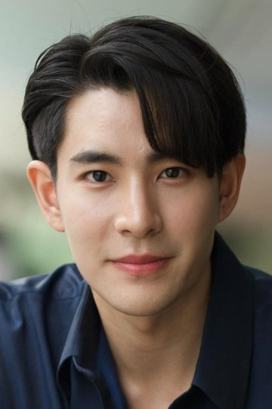 ณทรรศชัย จรัสมาส as Niranthorn Waroros in Dear Enemy