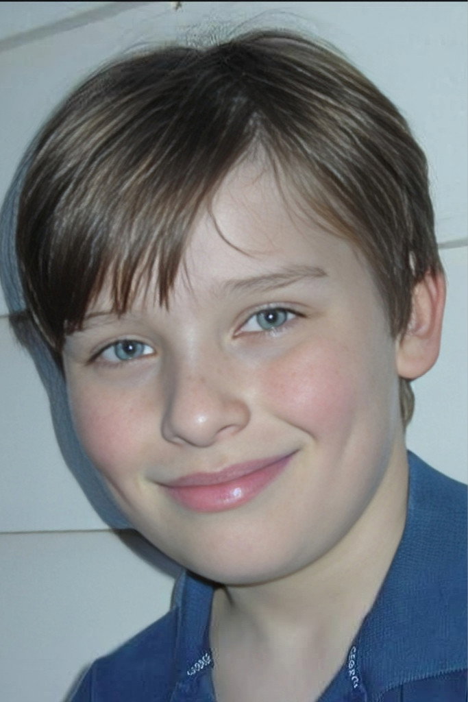Justin St. Gelais as School boy in Heroes Reborn