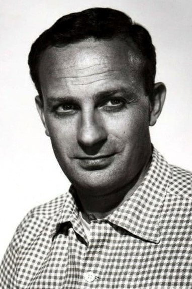Joe Mantell as Bernie Williams - Broadway producer in Beau James