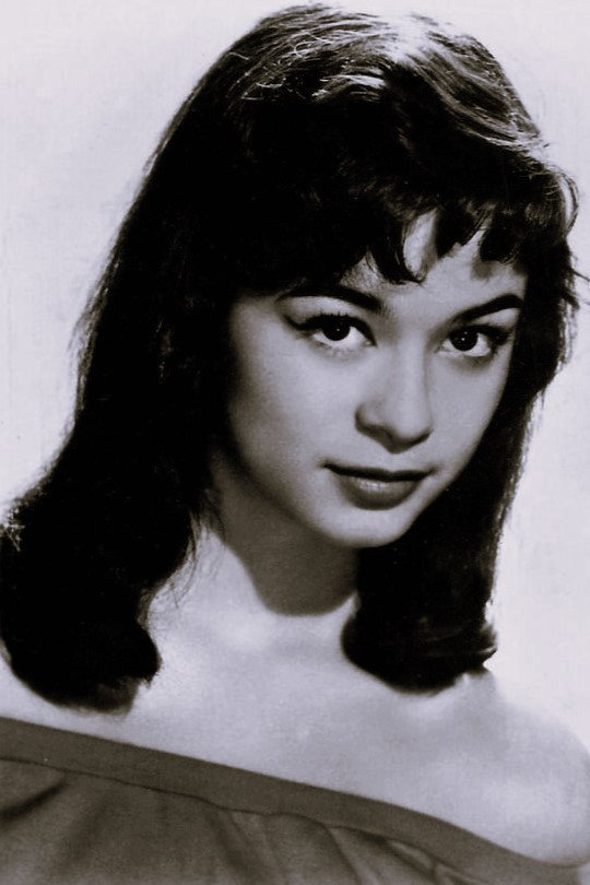 Marie Versini as Martha Himes in Sergeant Berry