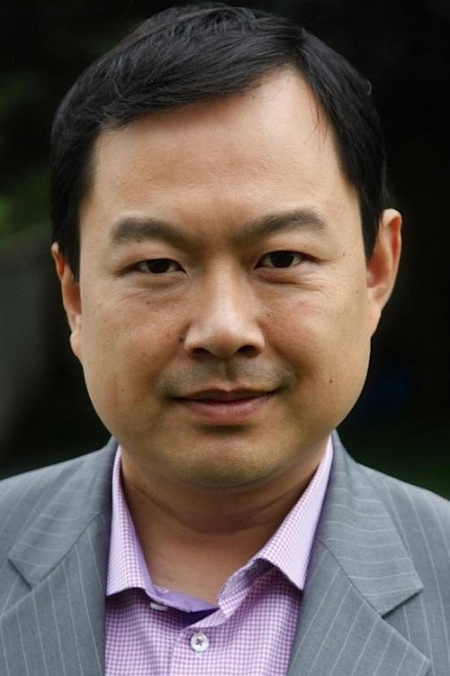 Xiaoxing Cheng as M. Kong in Marguerite's Theorem