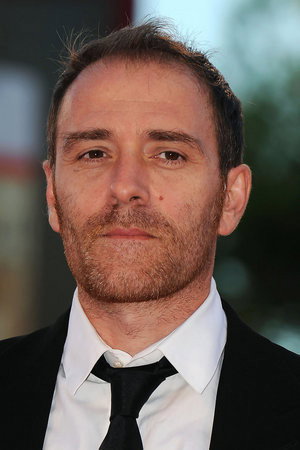 Valerio Mastandrea as Alfredo Beaumont in Sei pezzi facili