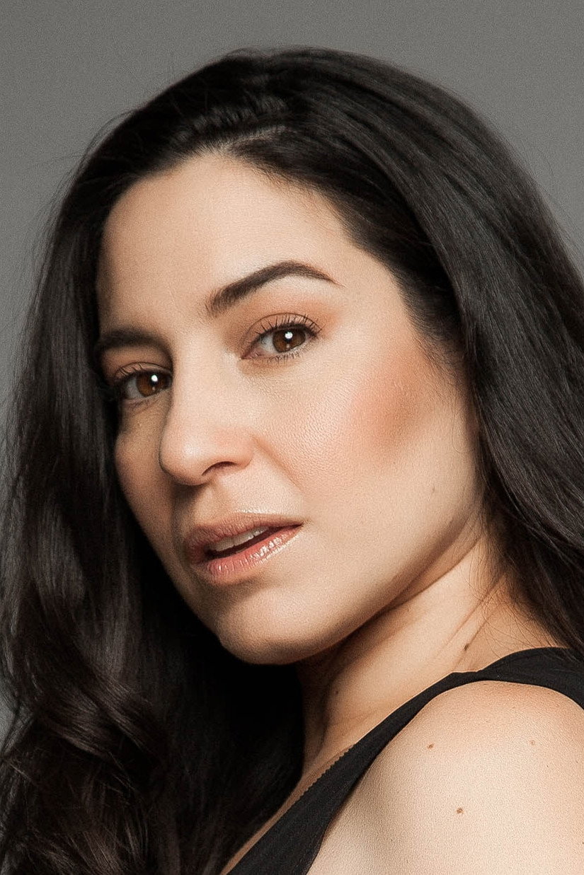 Tiaré Scanda as Casilda Gómez in My Love, My Sin