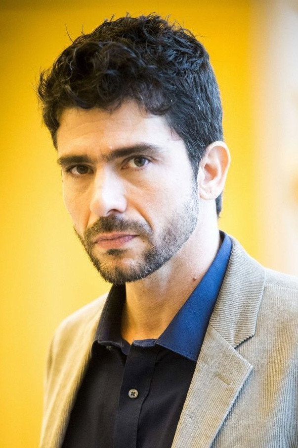 Lucci Ferreira as Fred in Smoking