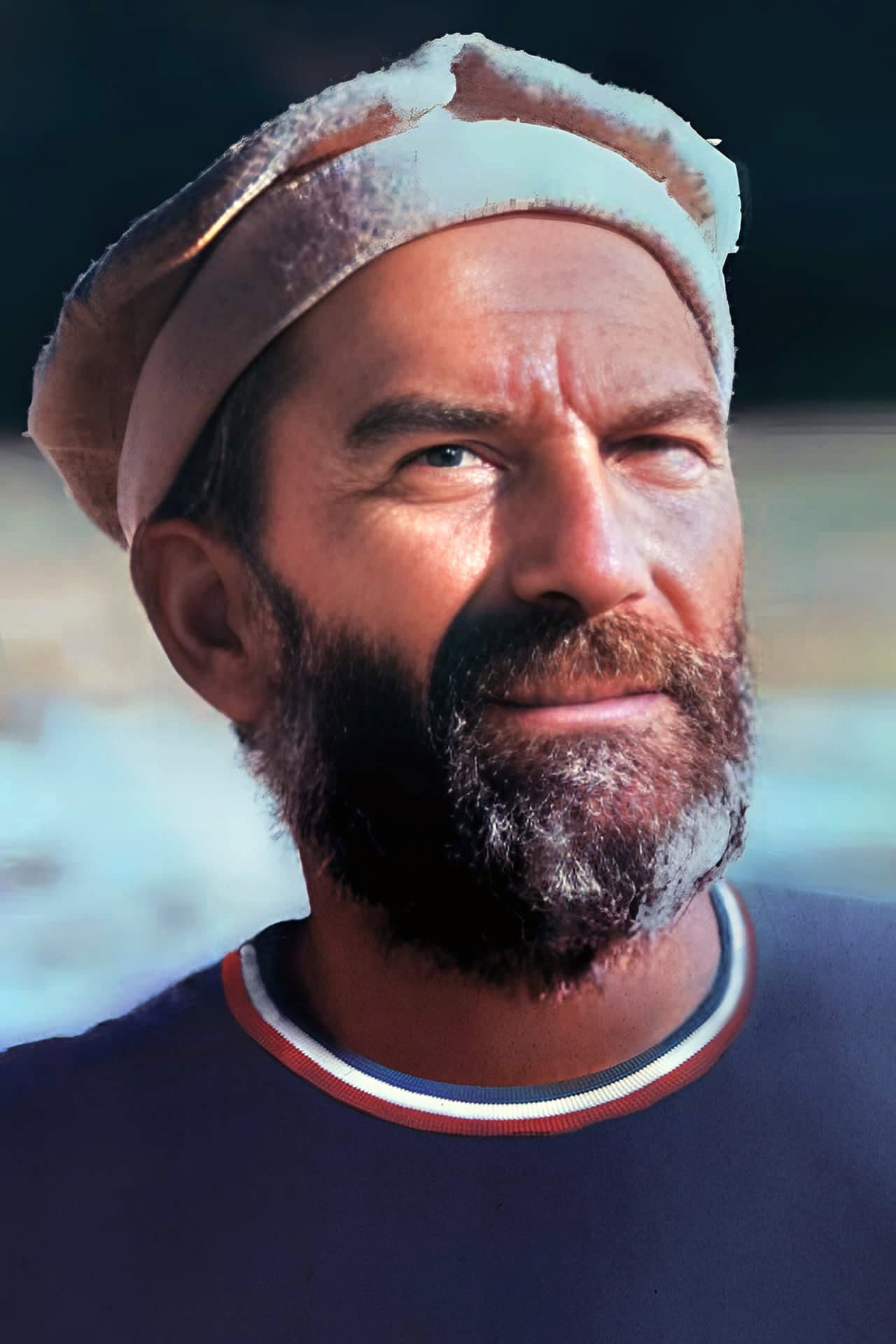 Jacques Soubis as Self in Lyon Premier 8000, Au Gasherbrum II - 8035m