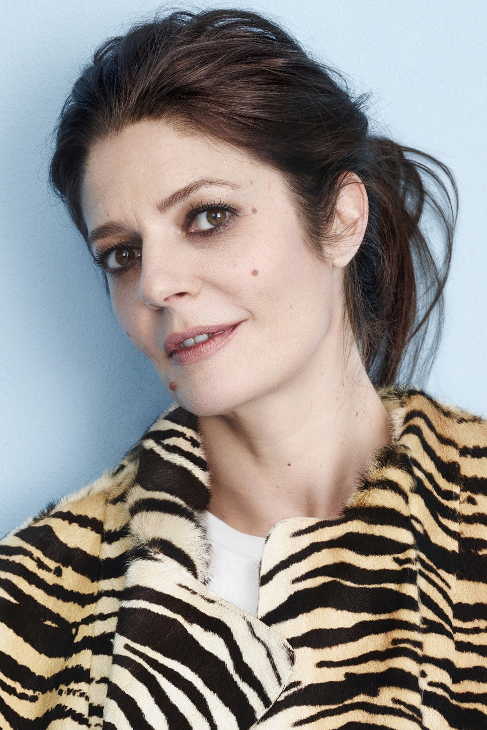 Chiara Mastroianni as Sophie Choiset in Prêt-à-Porter