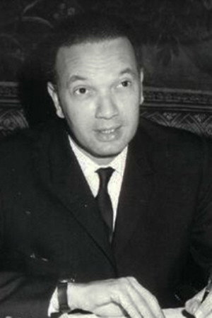 Georges Aminel as Jason in Reportage sur un squelette ou Masques et bergamasques