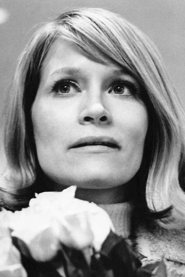 Beverly Ballard as Nina in Trilogy