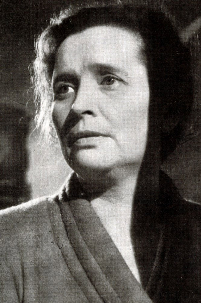Emma Baron as Giovanna in The Lovemakers