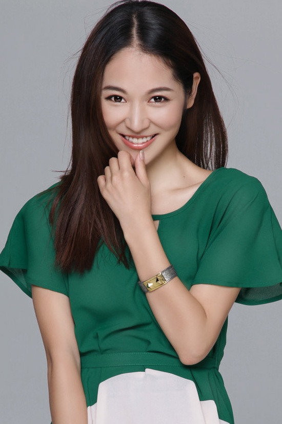 Yu Yu as Lan in May We Chat