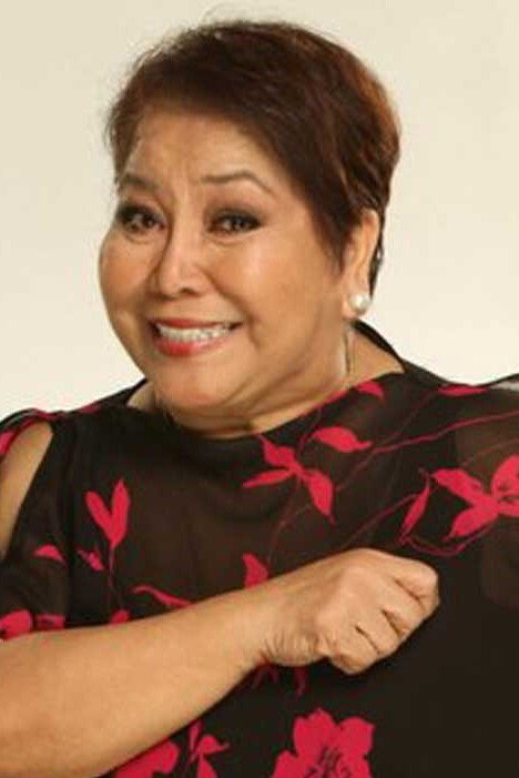 Vangie Labalan as Mameng in Nagsimula sa Puso
