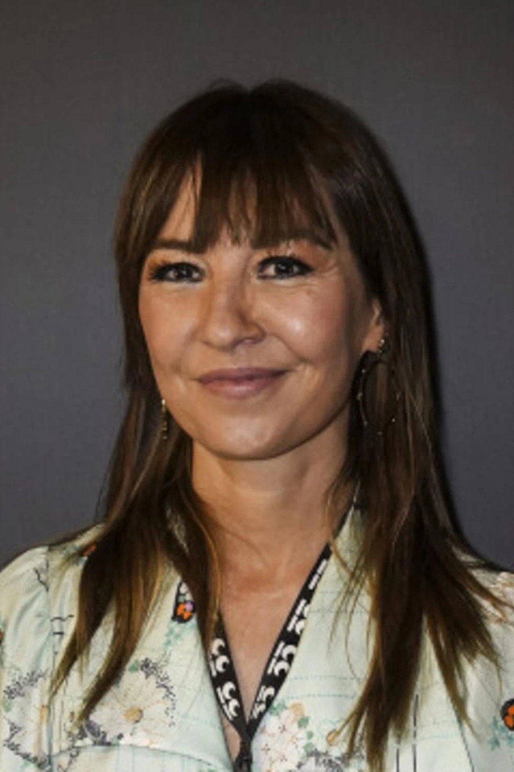 Ale Ulman as María Rendueles in El Planeta