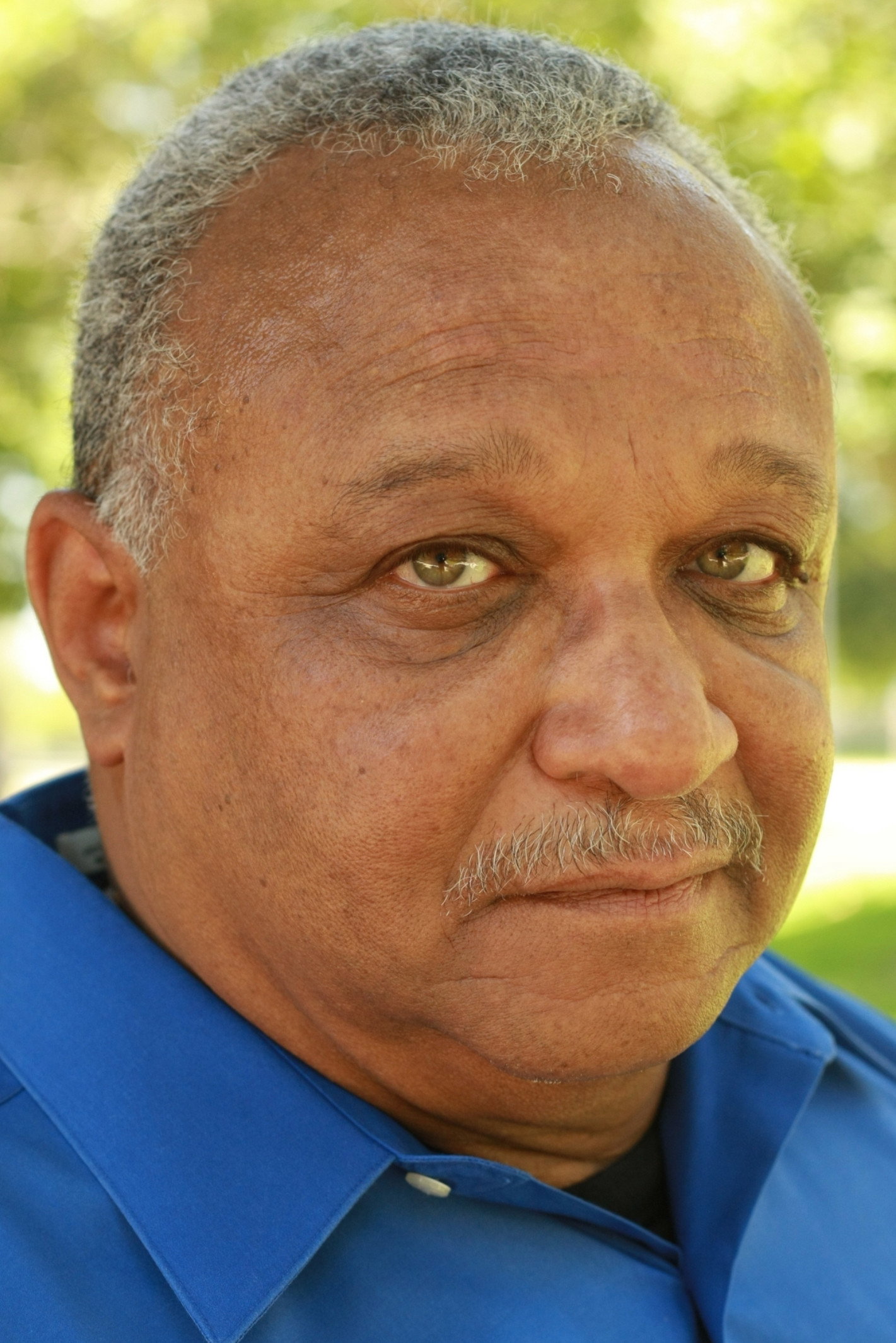 Bruce Cole-Edwards as Staring Bar Man in Rebound