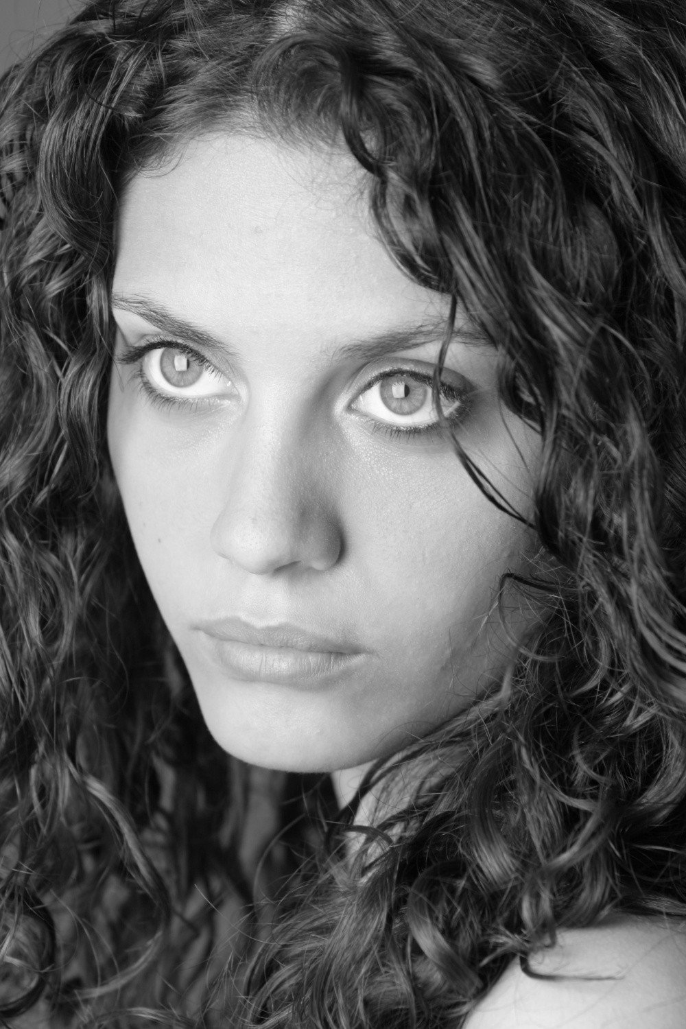 Larissa Volpentesta as Lucia in ...e dopo cadde la neve