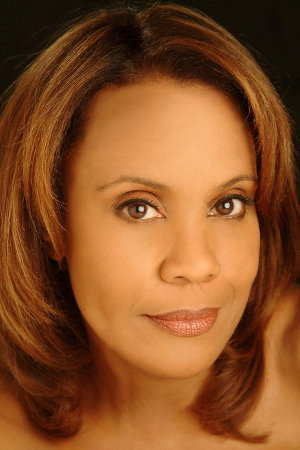 Cheryl Freeman as Helen in Feliz NaviDAD