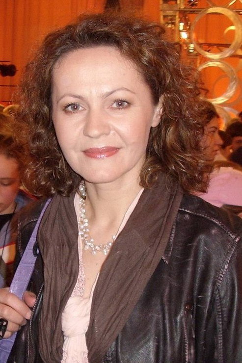 Antonina Choroszy as Ewa 'Diva' Konarska in Artists