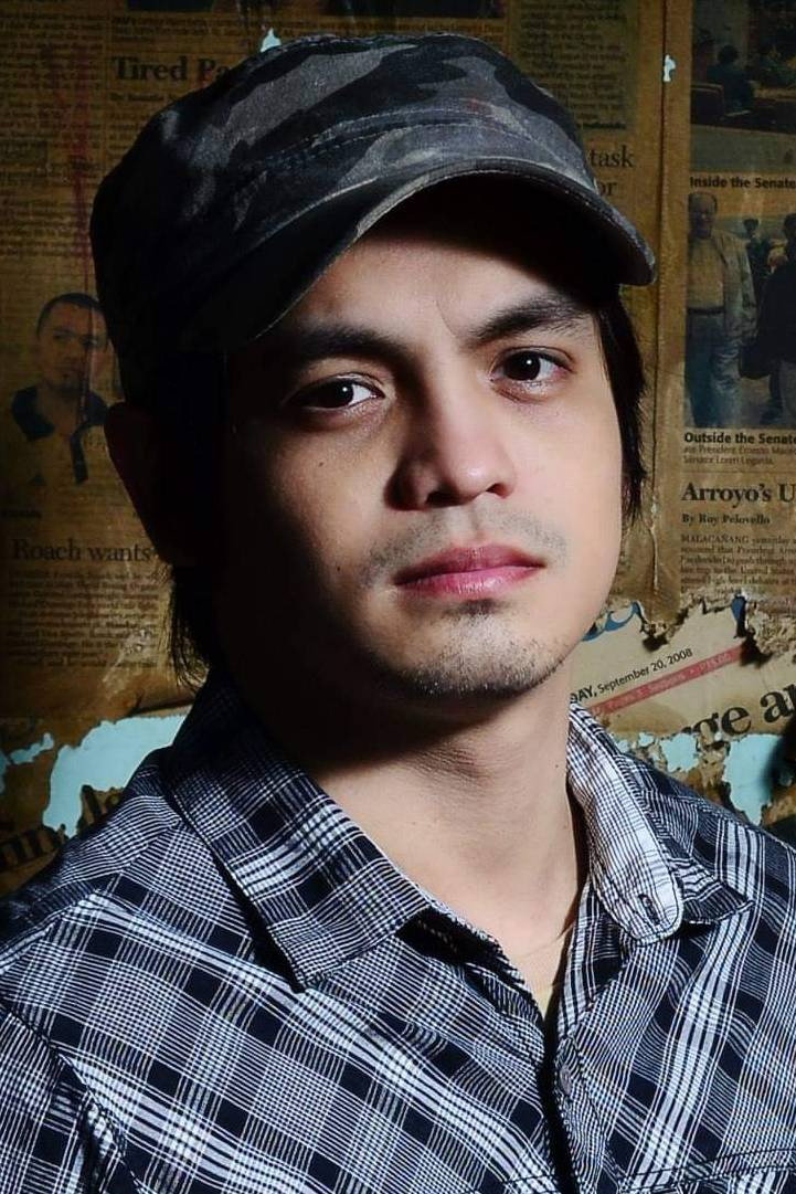Lester Llansang as Young Mario in Habang Nasasaktan Lalong Tumatapang