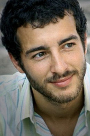 Glen Blackhall as Simone in Ten Winters