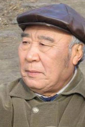 许忠全 as 严局长 in 高朋满座