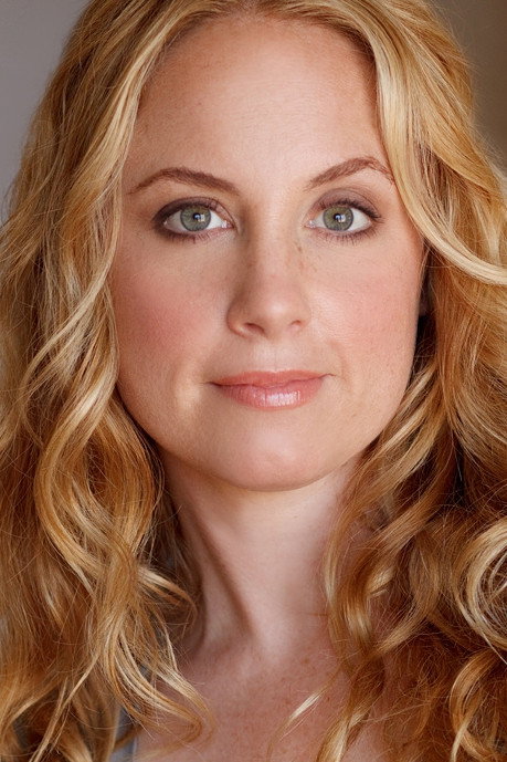 Jessica Chaffin as Beth in Abby's