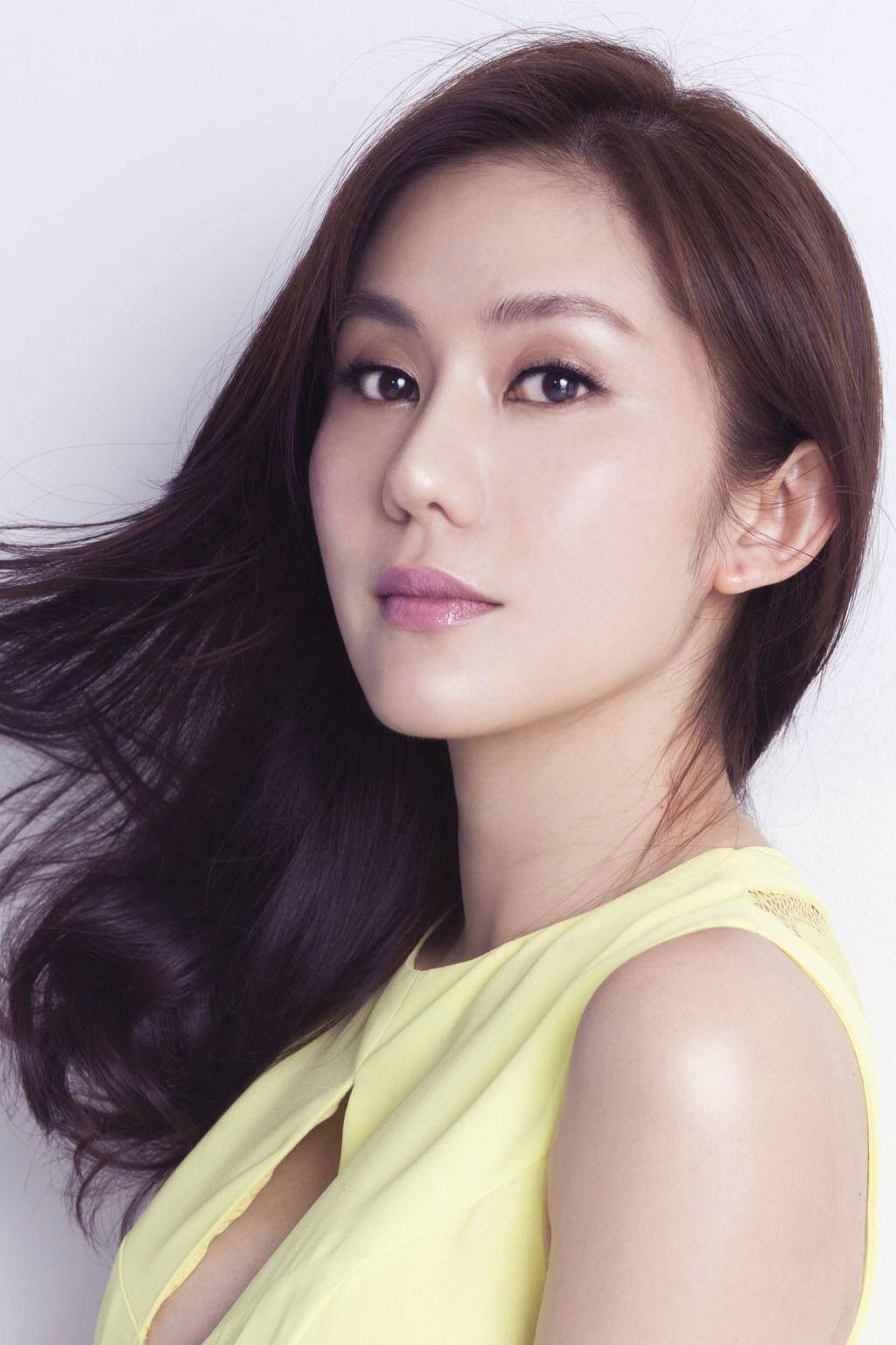 Margaret Wang as Chu Ziying in 完美新娘
