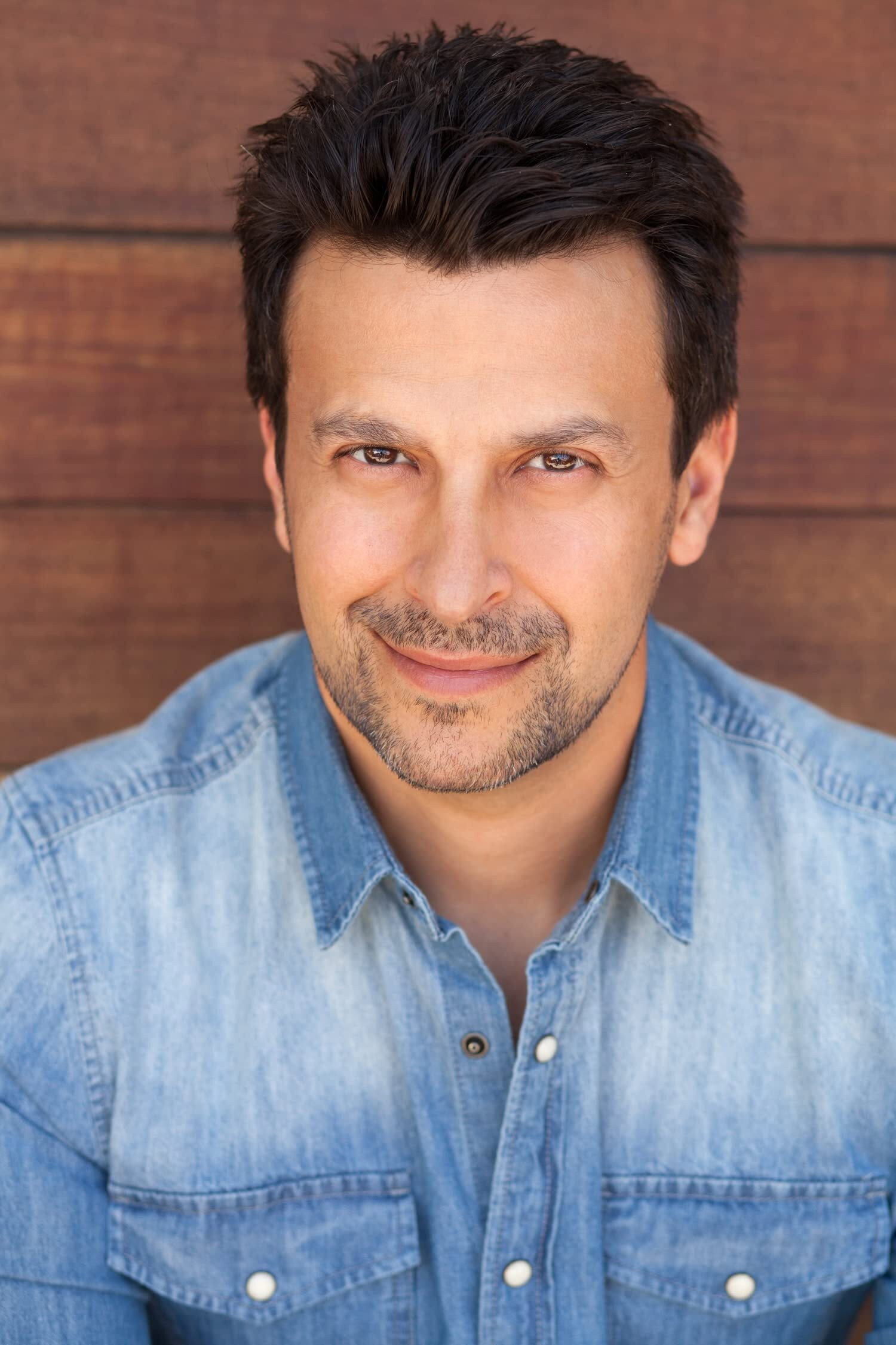 Michael Perl as Kurt in Chaos on the Farm