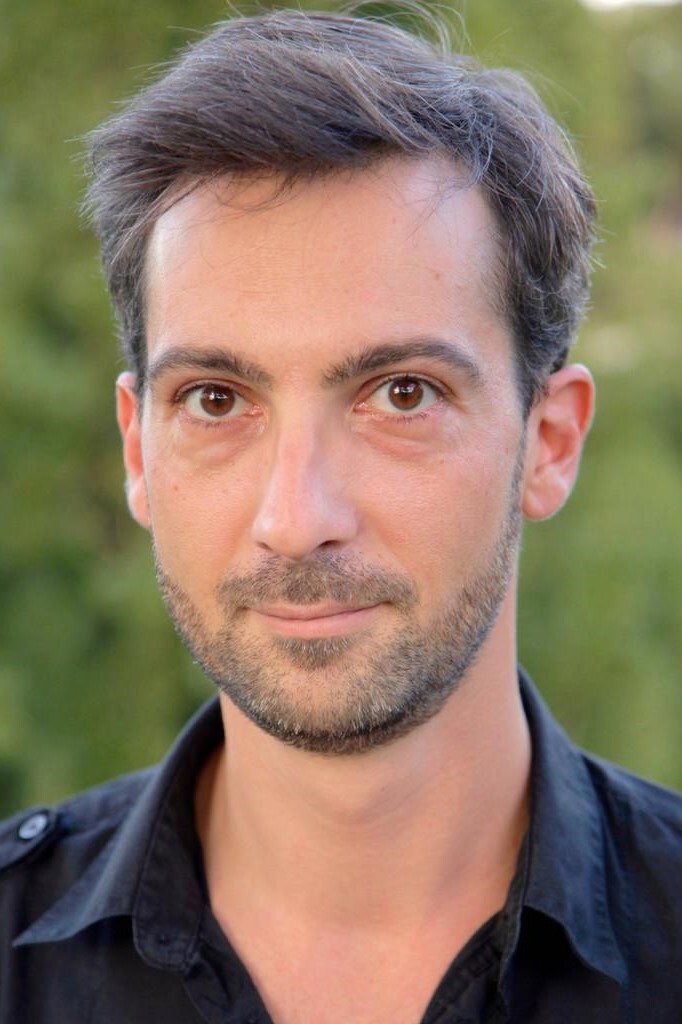 Julien Guibert as Le Prince in Baking It