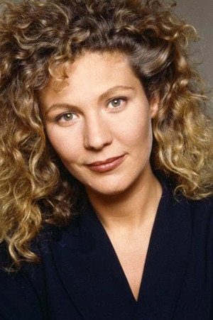 Solveig Dommartin as Marion in Der Himmel über Berlin