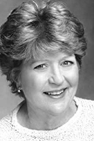 Peggy Pope as Bernice Muncey in Meet the Munceys