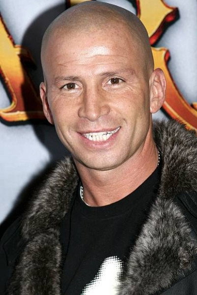 Dida Diafat as Virgile in Mutants